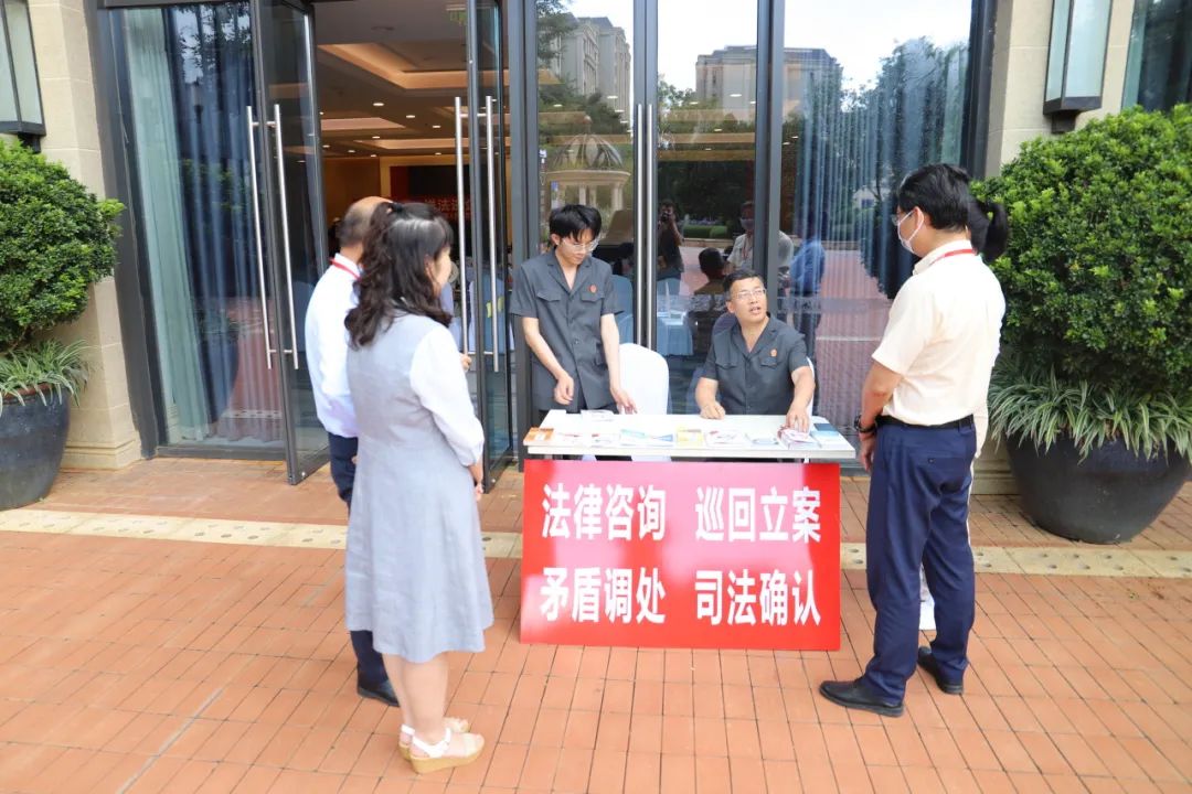晋宁晋城法庭：深耕法治沃土，司法新“枫”沐乡村